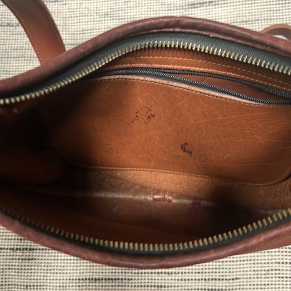 Brown leather saddlebag purse - Picture 3 of 3